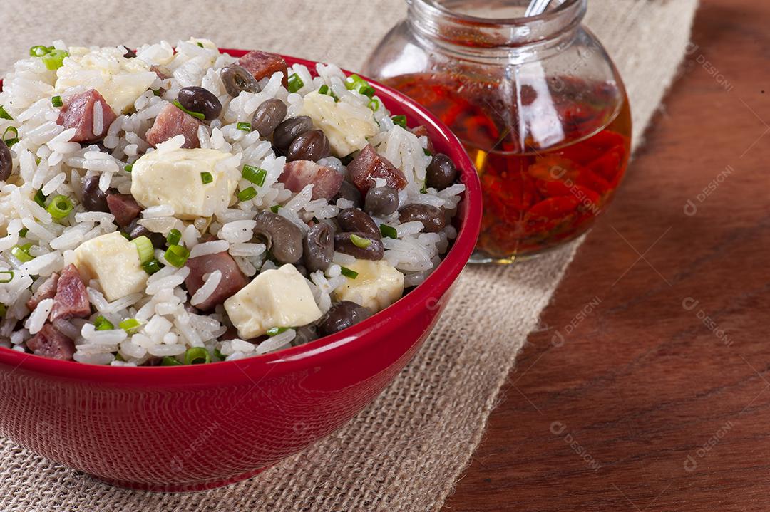 Comida brasileira chamada Baião de Dois. Muito comum no norte JPG