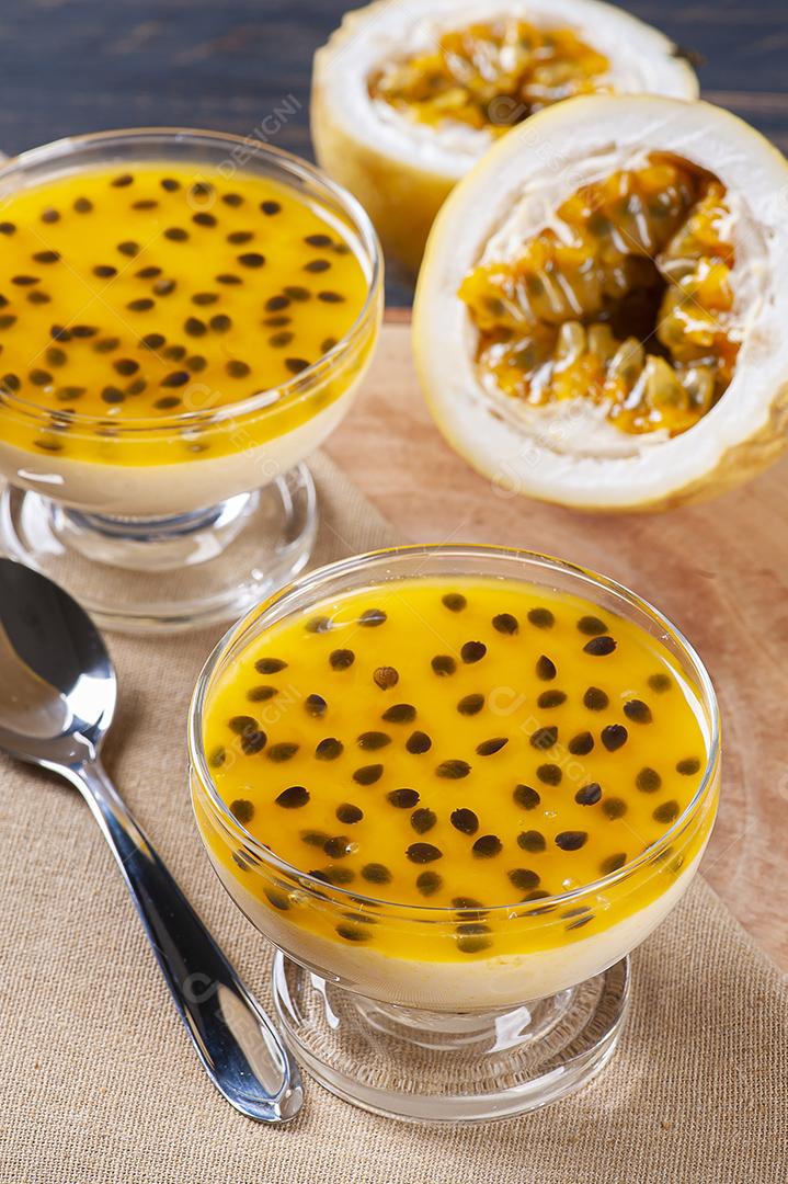 Mousse de maracujá JPG