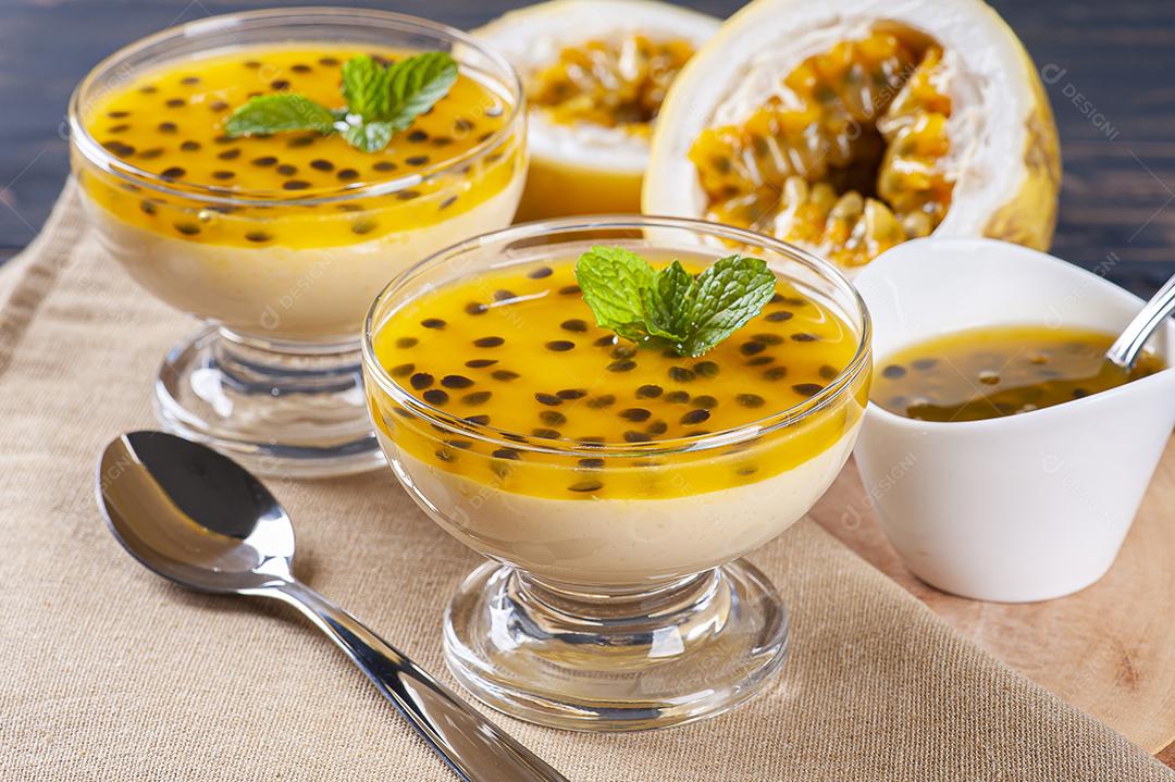 Mousse de maracujá JPG