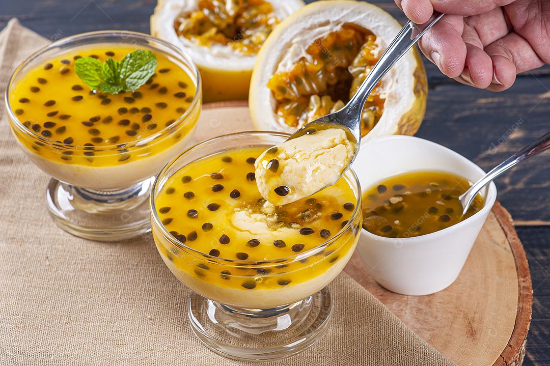 Mousse de maracujá JPG