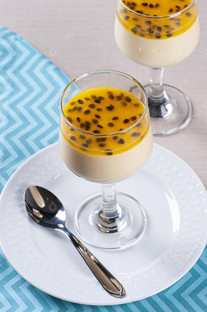 Mousse de maracujá JPG