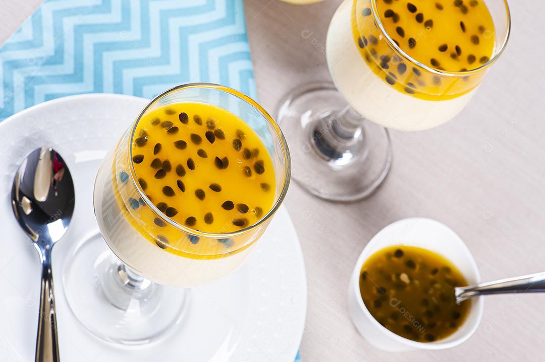 Mousse de maracujá JPG