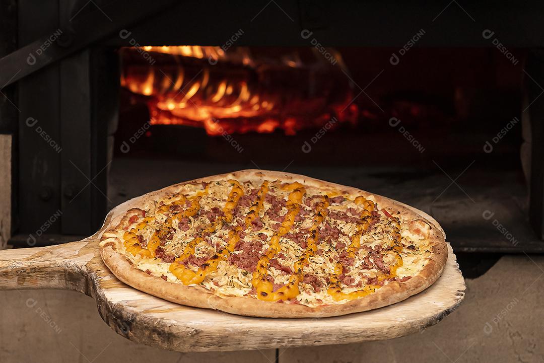 Pizza queijo mussarela catupiry JPG