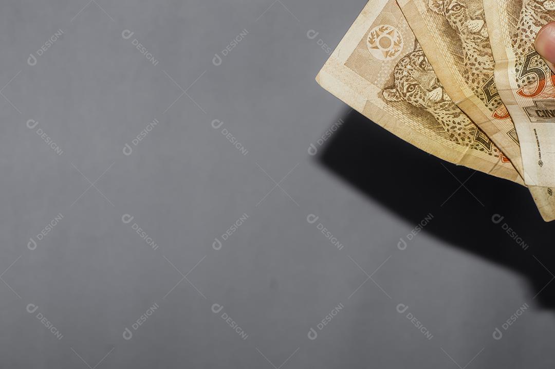 Notas de reais dinheiro 50 reais