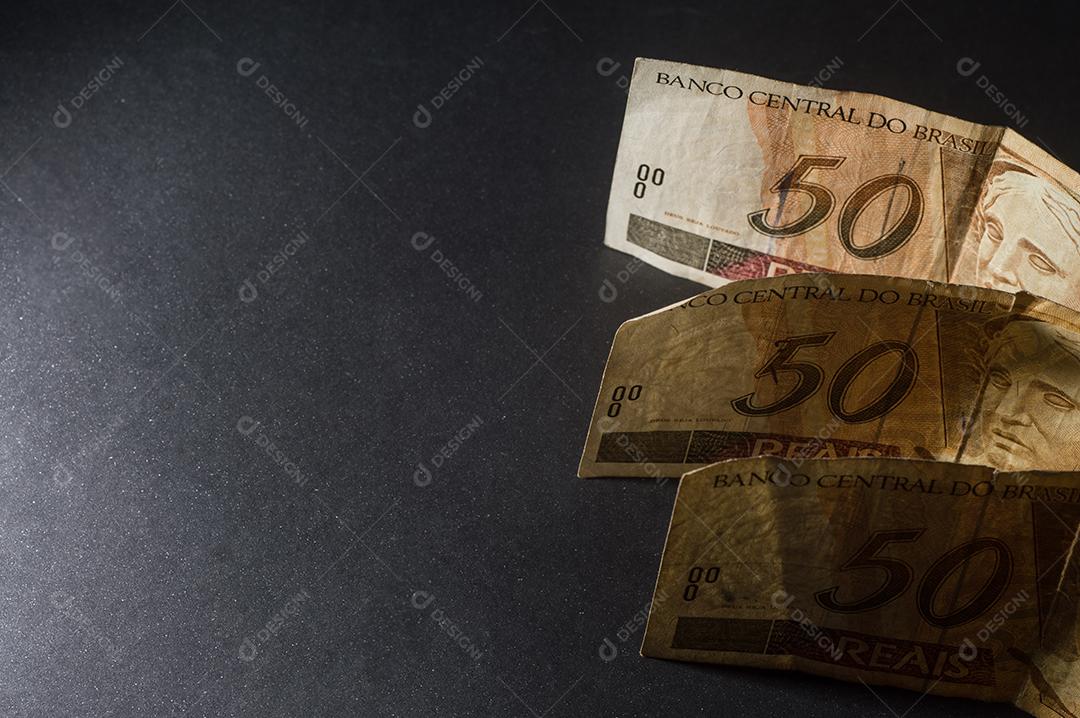 Notas de reais dinheiro 50 reais