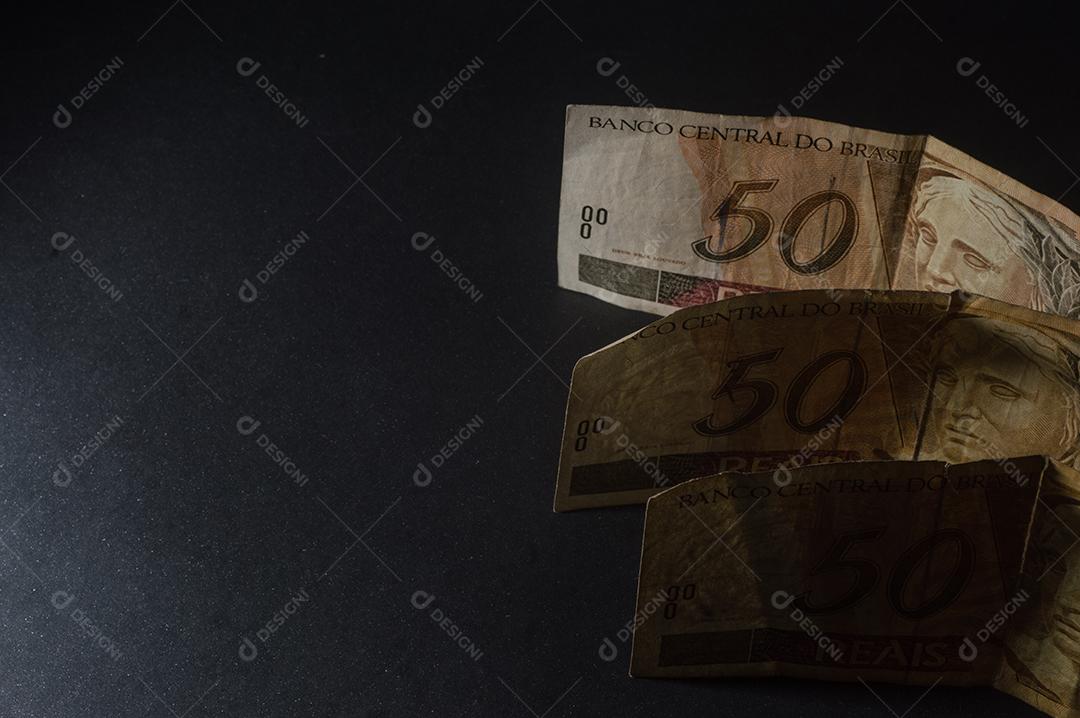 Notas de reais dinheiro 50 reais