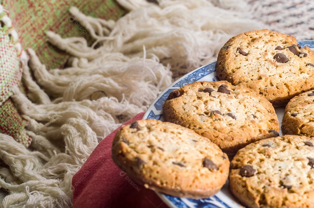 Biscoito sozinho com lascas de chocolate