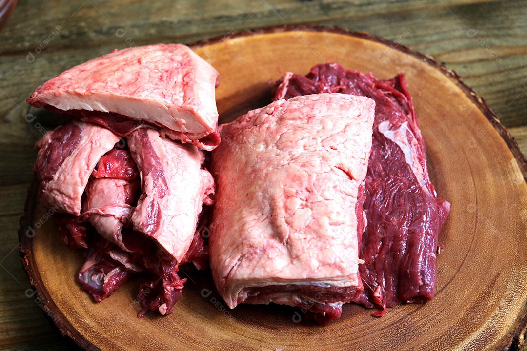 Foto Fraldinha Cortes de Flanco Sem Gorduras e Outra Tábua Com as Gorduras Retiradas