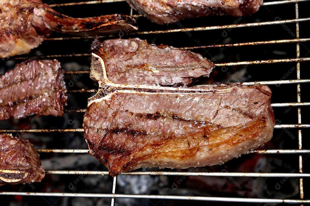 Vários Tipos de Cortes Especiais de Carne para Um Churrasco Brasileiro Imagem JPG