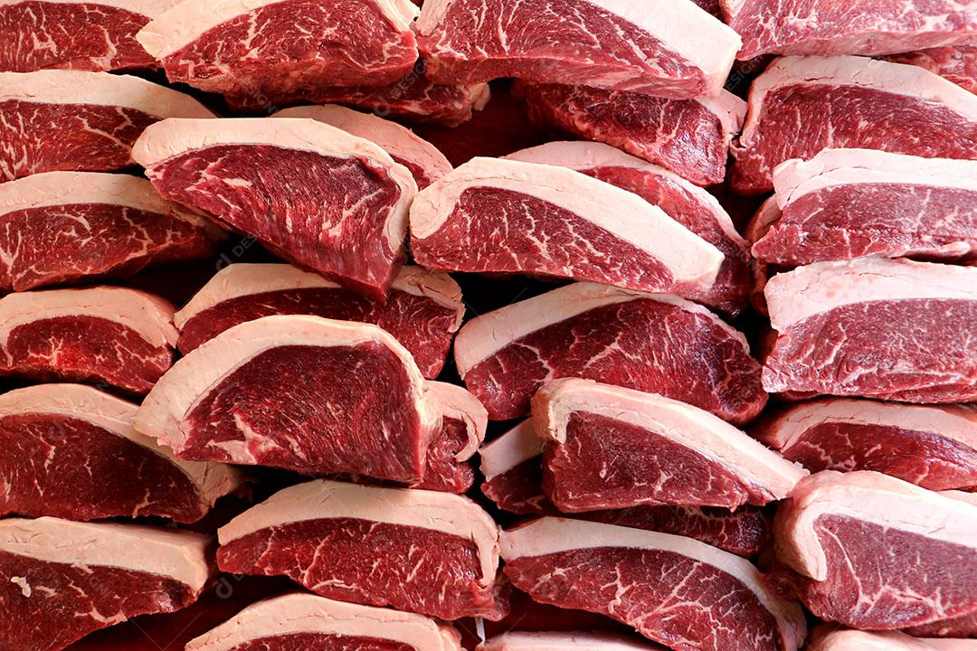 Foto Picanha Crua Churrasco de Bife Tradicional no Brasil Fatias de Picanha Vista do Topo