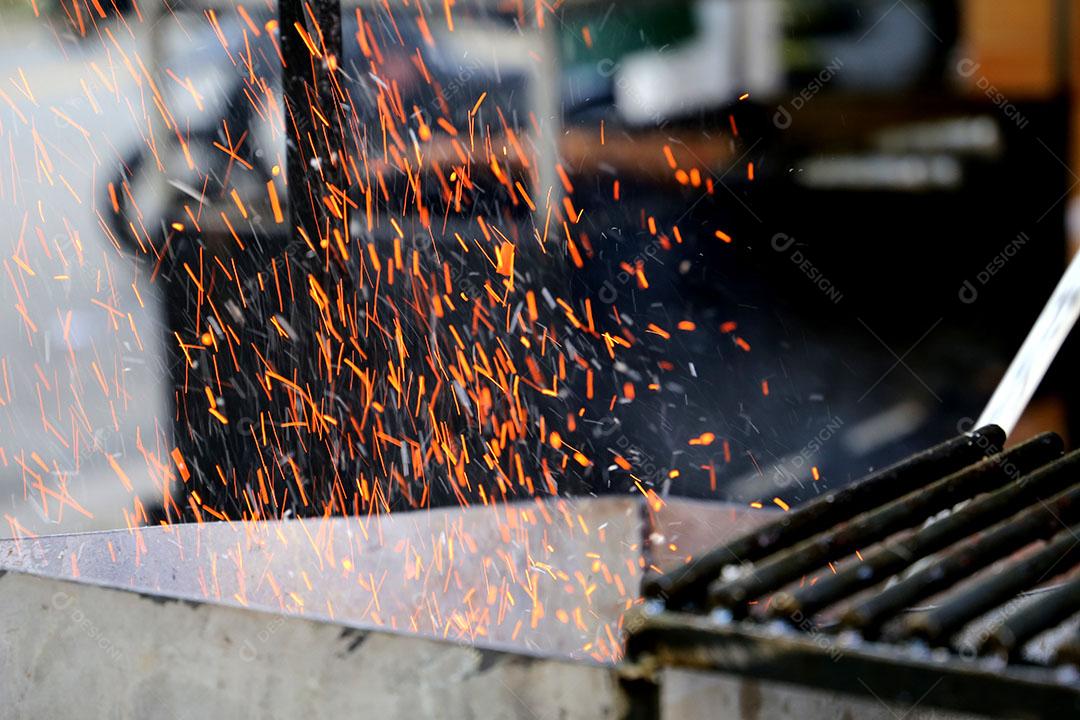 Churrasqueira Grelha Cinzas Imagem JPG