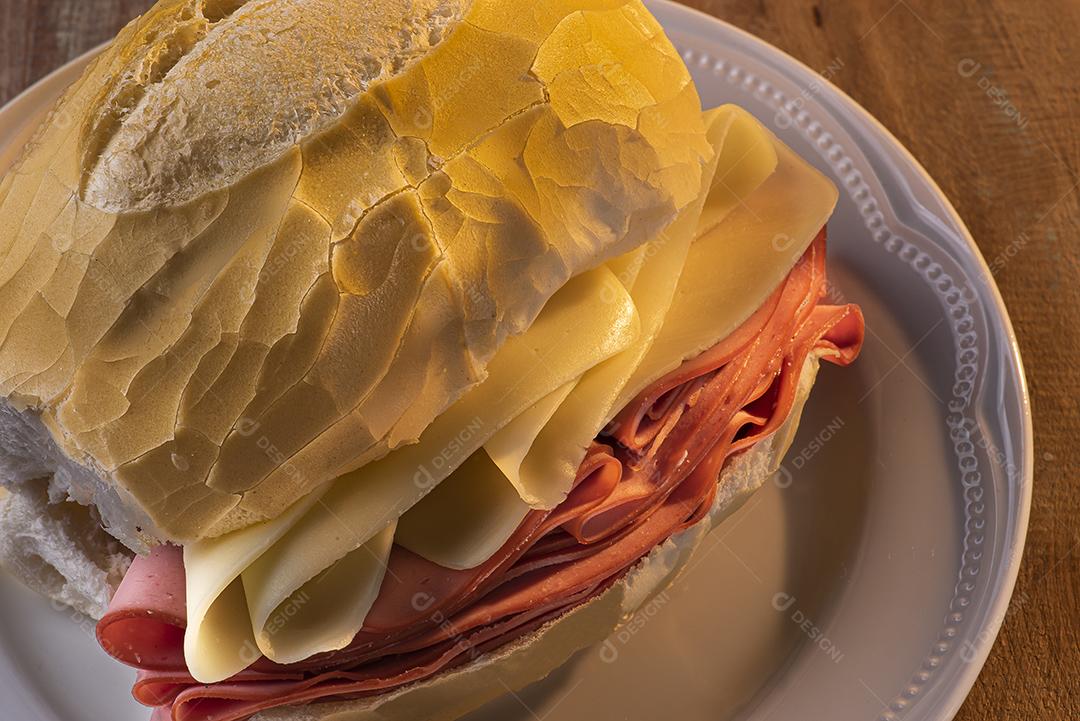 Sanduiche Mortadela JPG