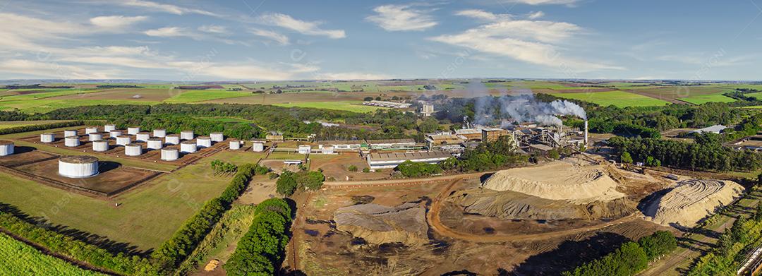 Indústria de cana-de-açúcar planta de produção de açúcar e álcool vista aérea Imagem JPG