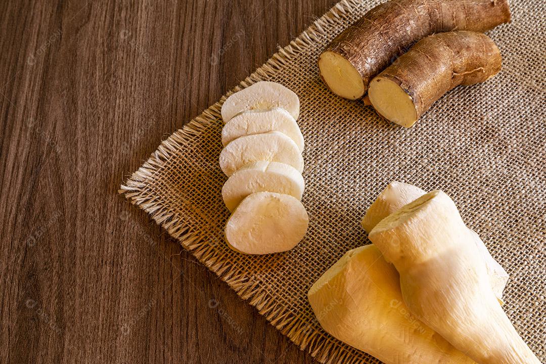 Fotos Mandioca, também chamada de mandioca, mandioca, balinghoy, mogo, mandioca, ka