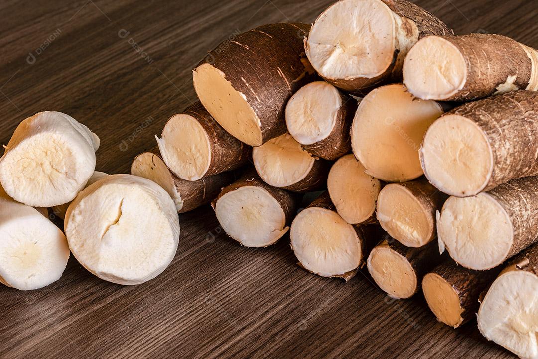 Fotos Mandioca, também chamada de mandioca balinghoy, mogo, mandioca, ka