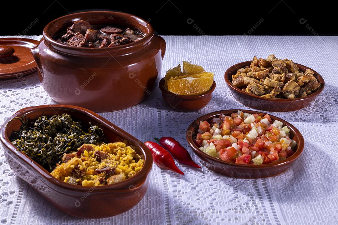Feijoada Comida Típica Brasileira Imagem JPG