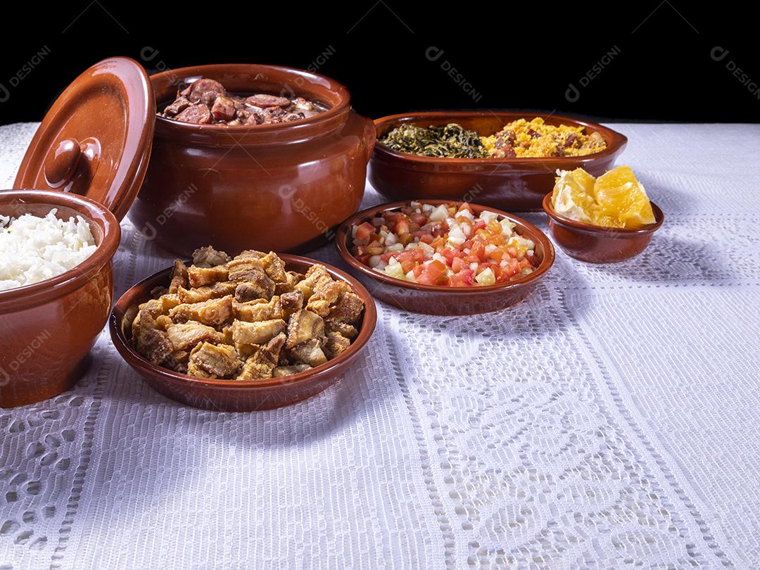 Feijoada a tradição da culinária brasileira e comidas típicas Imagem JPG