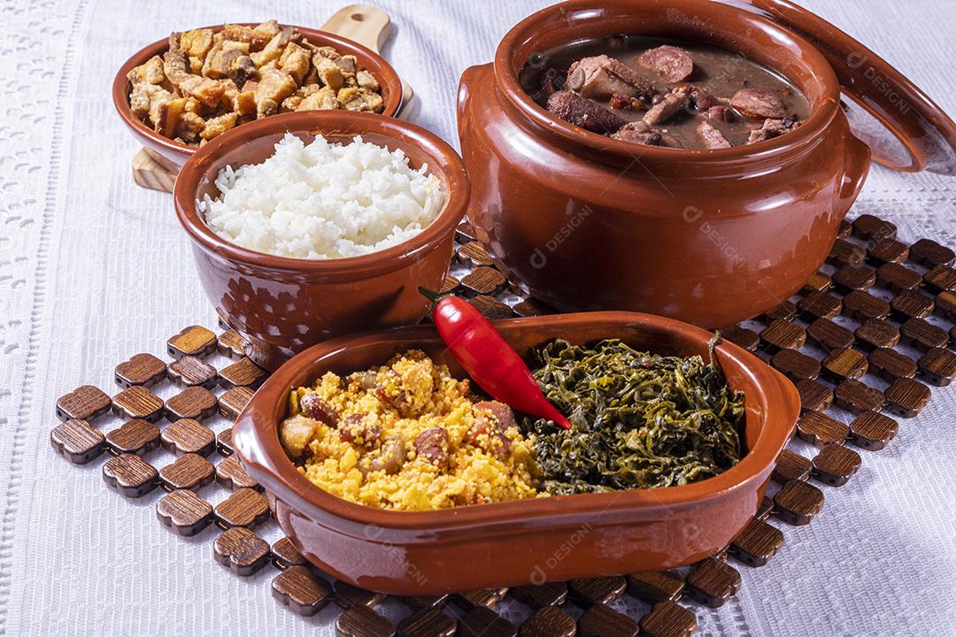 Feijoada, a tradição da culinária brasileira Imagem JPG