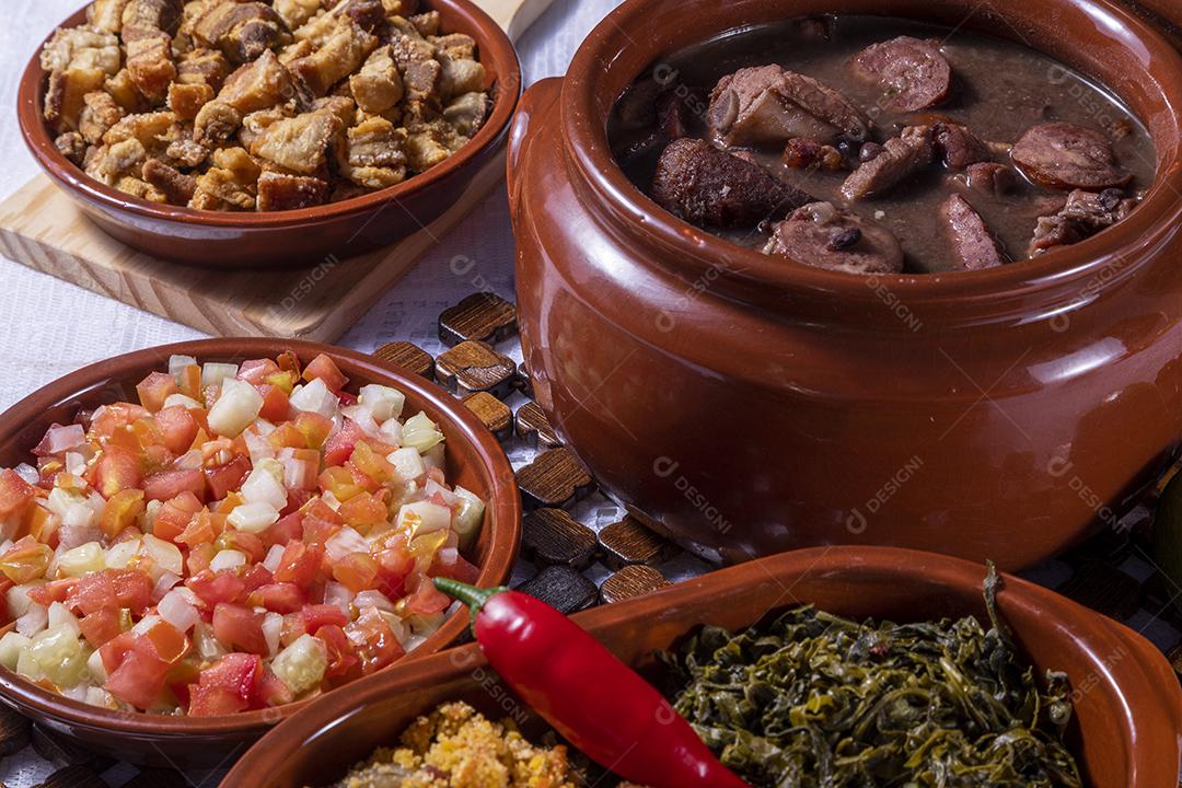 Feijoada, a tradição da culinária brasileira Imagem JPG
