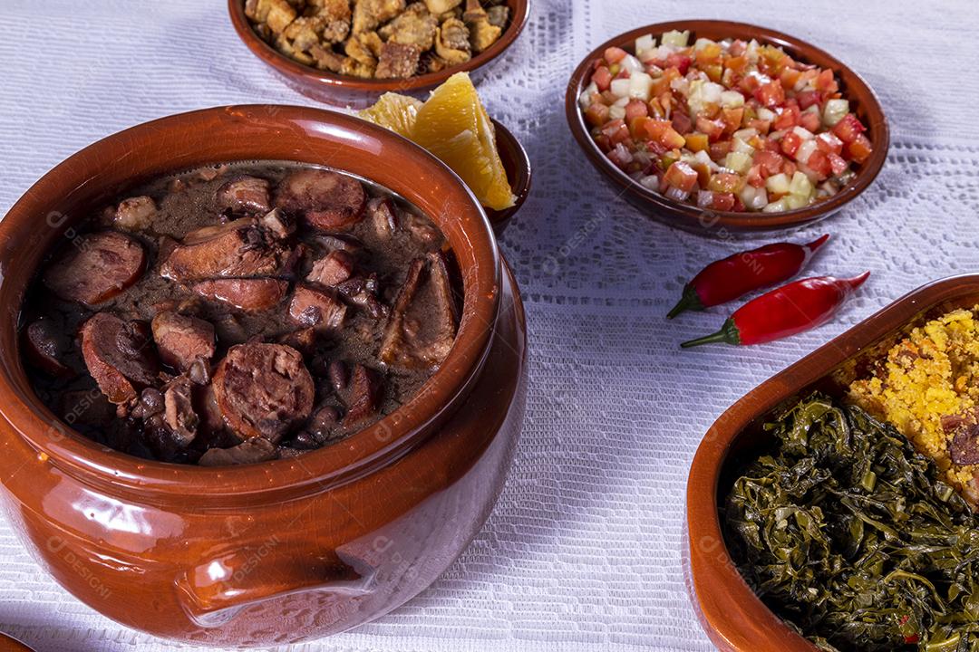 Feijoada, a tradição da culinária brasileira Imagem JPG