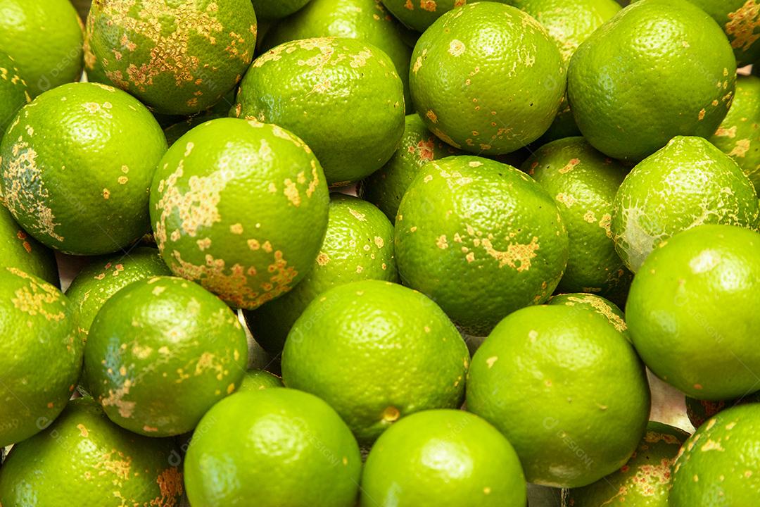 medica, às vezes chamado de limão cravo Imagem JPG