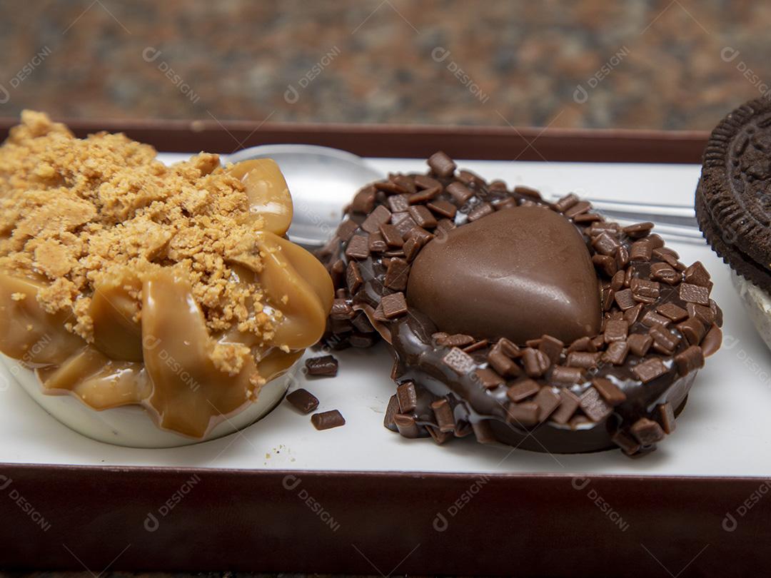 Ovo de colher brownie comida doce cocolate Imagem JPG