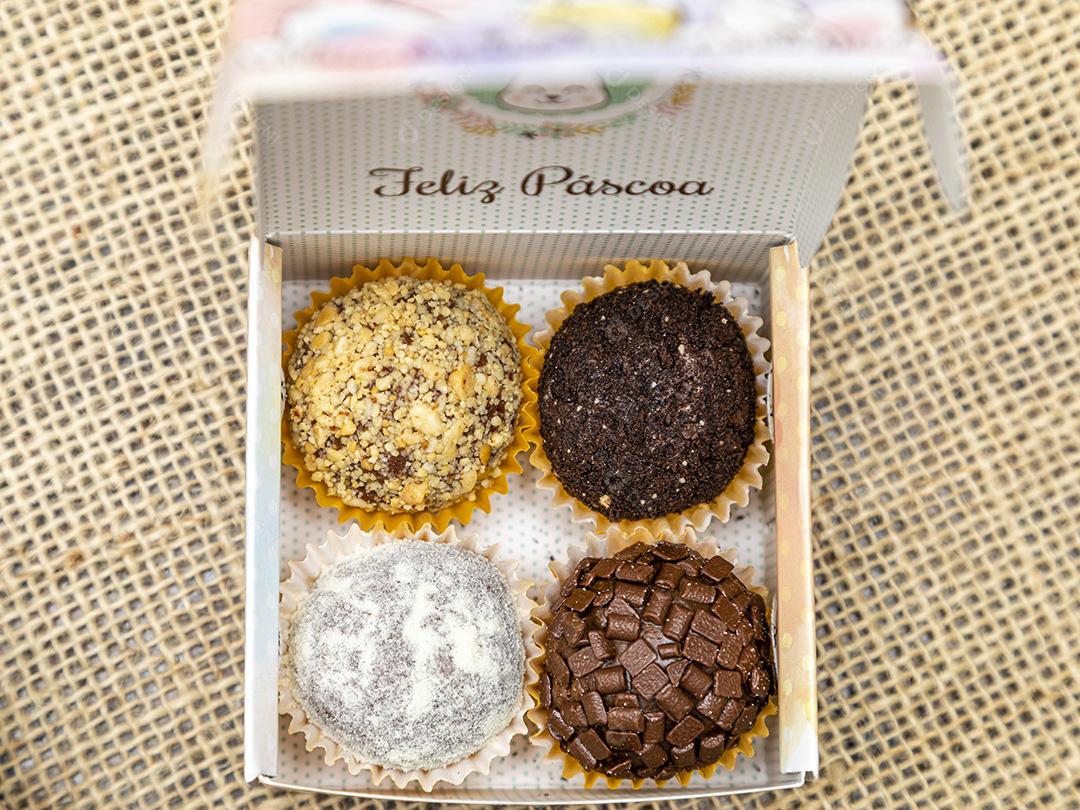 Comida doce trufa de chocolate Imagem JPG