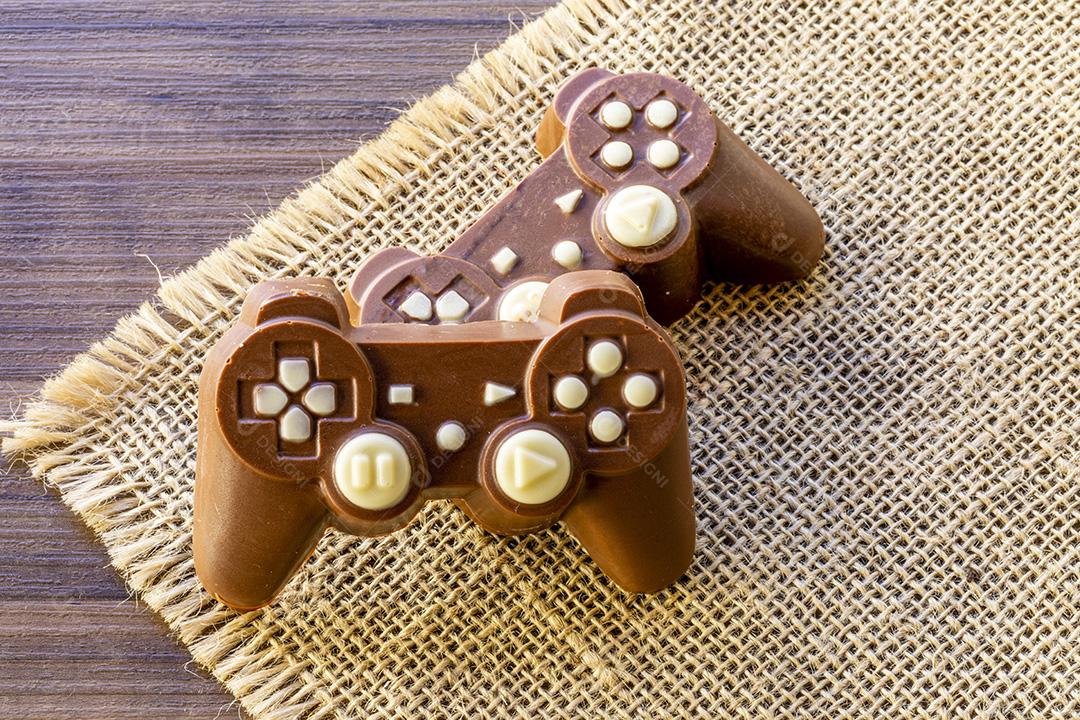 Comida doce chocolate formado de controle playstation Imagem JPG