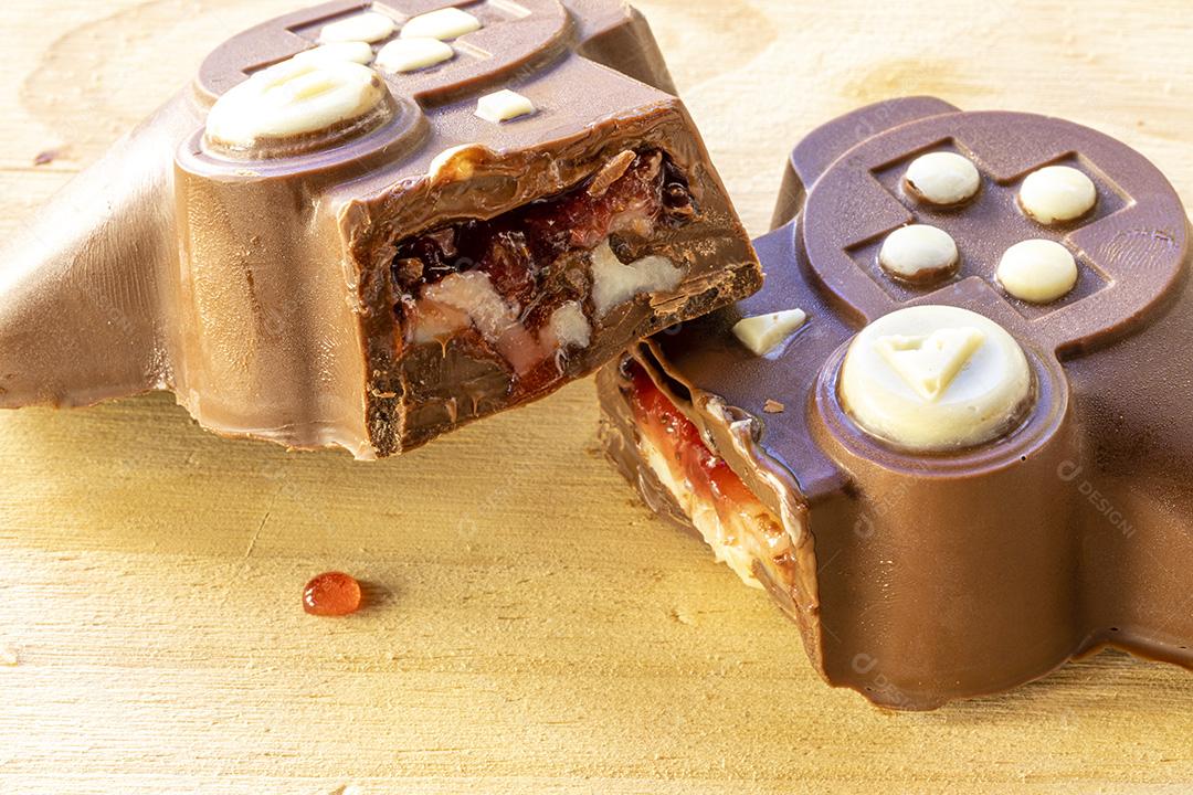 Comida doce chocolate formado de controle playstation Imagem JPG