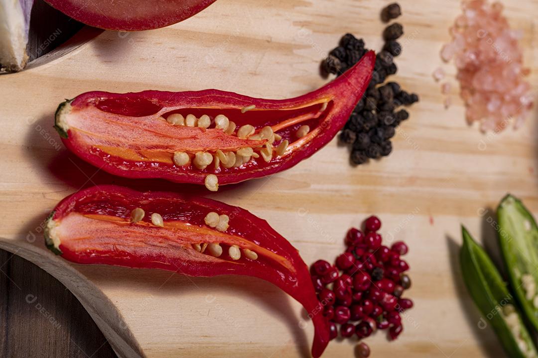 Feche de pimenta vermelha e pimenta Imagem JPG