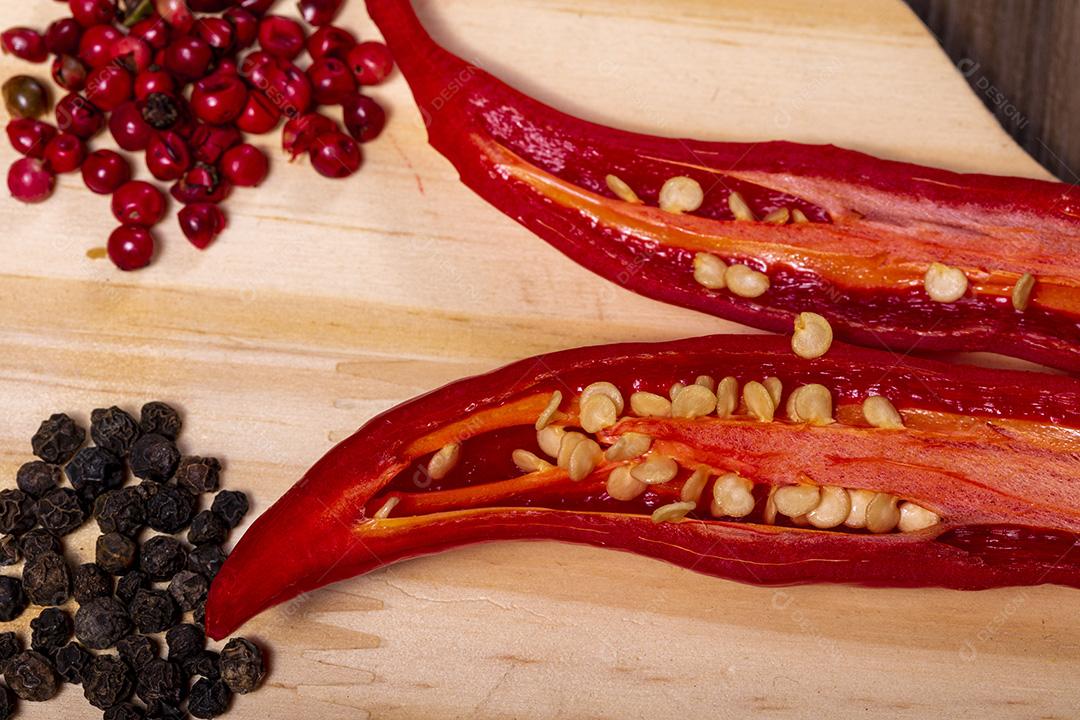 Feche de pimenta vermelha e pimenta Imagem JPG