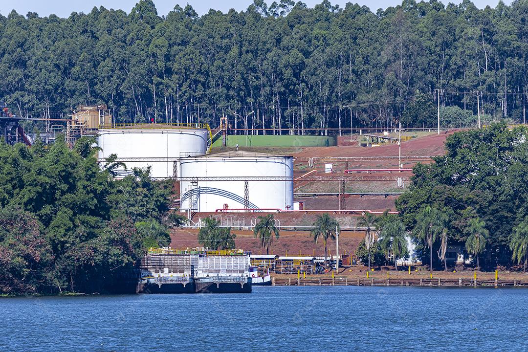 Paisagem industria floresta Imagem JPG