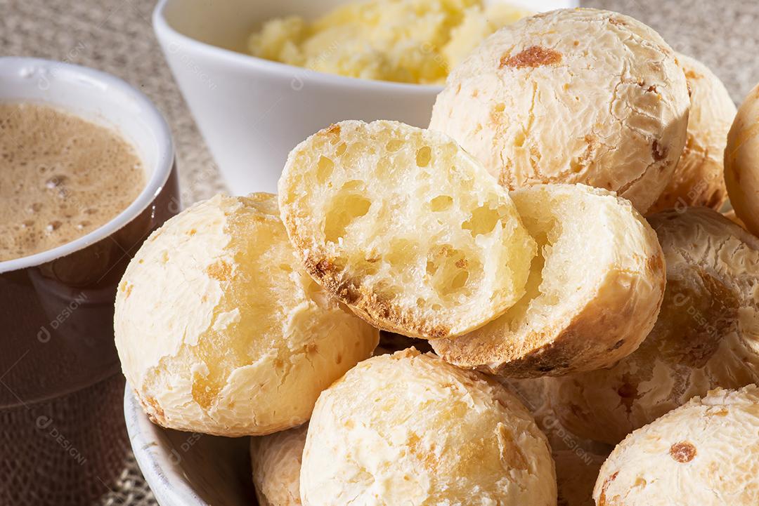 Pão de queijo JPG