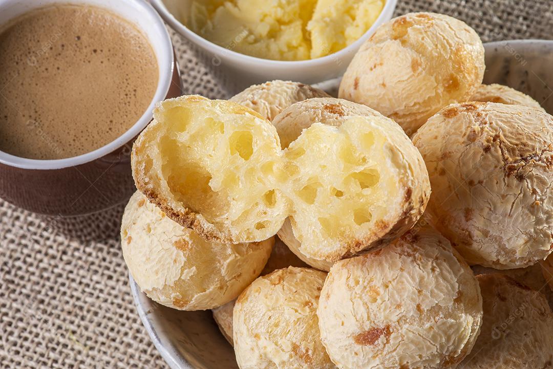 Pão de queijo JPG