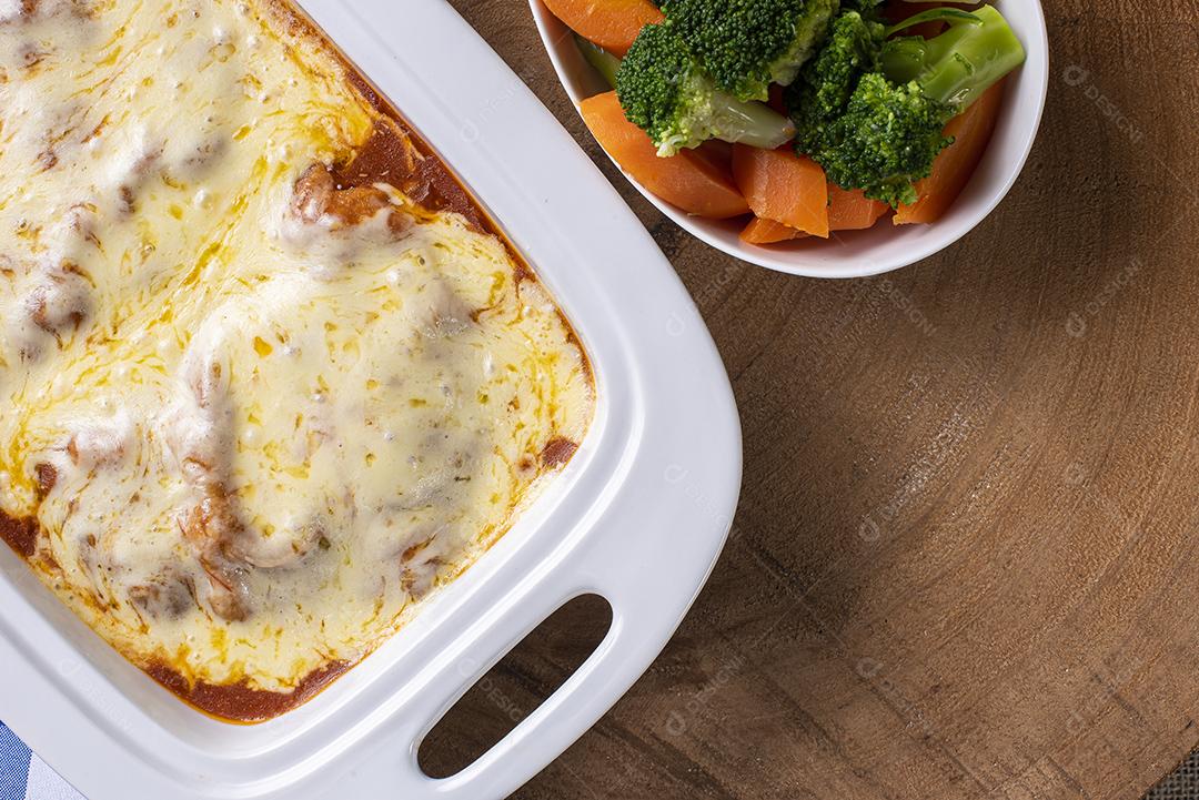 Bife parmegiana também conhecido como Filé Parmegiana JPG