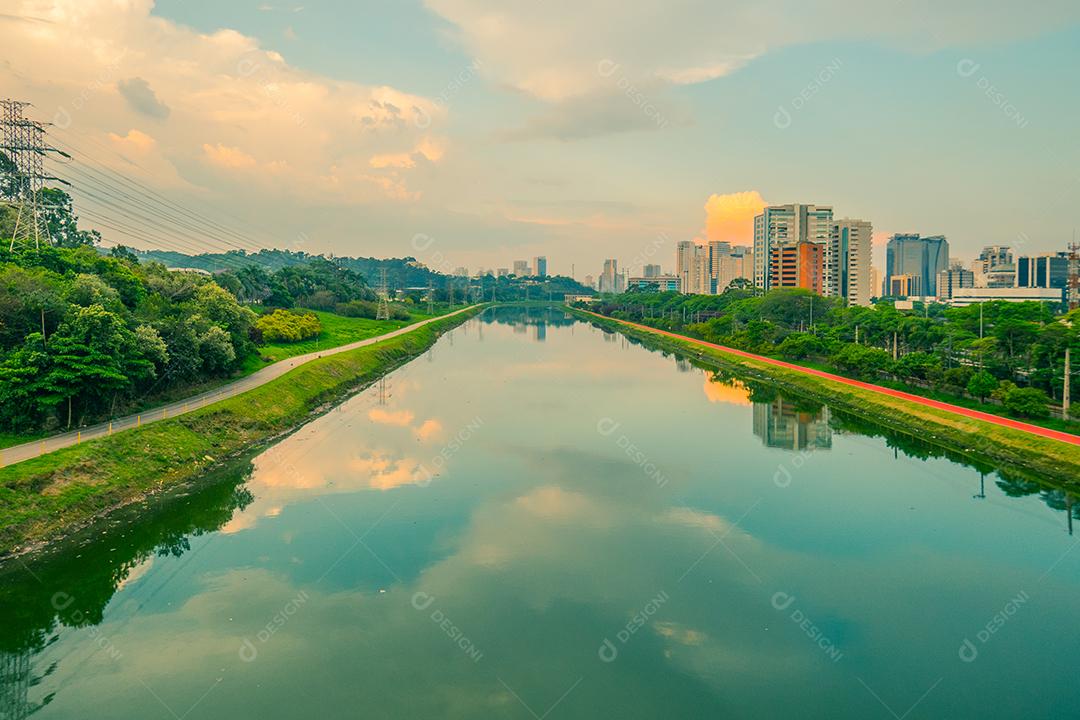 Rio Pinheiros e Ciclovias