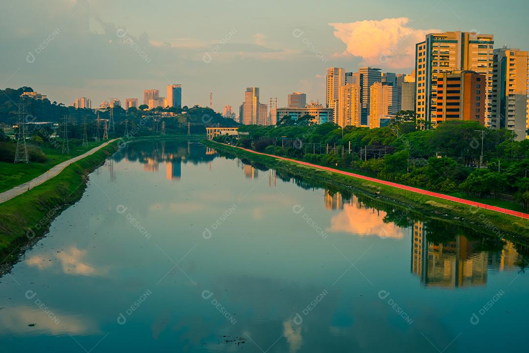 Rio Pinheiros e Ciclovias
