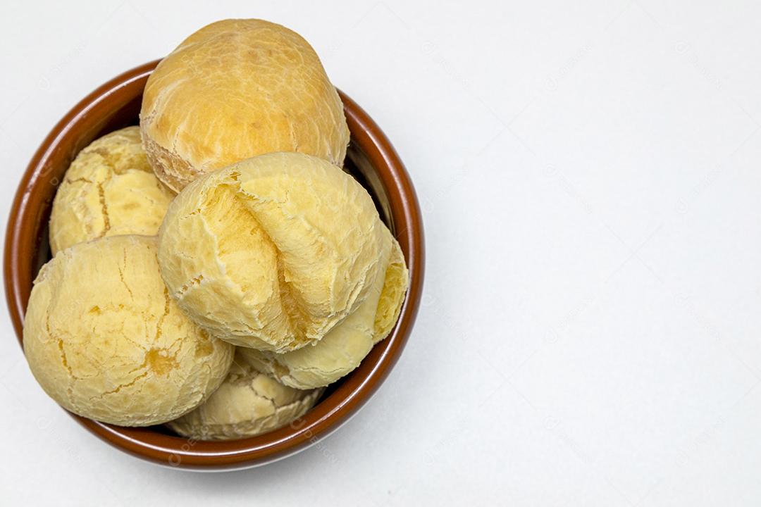 Comida pao de queijo dentro de uma tigela Imagem JPG