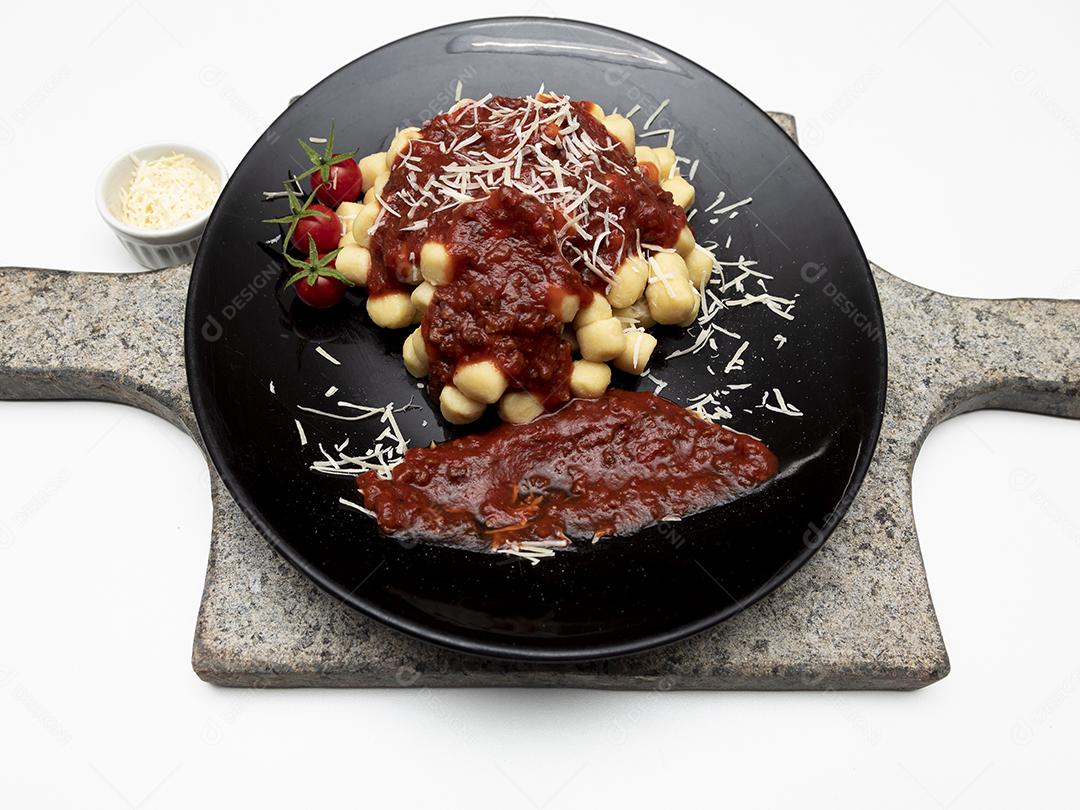 Nhoque com molho de tomate orgânico natural Imagem JPG