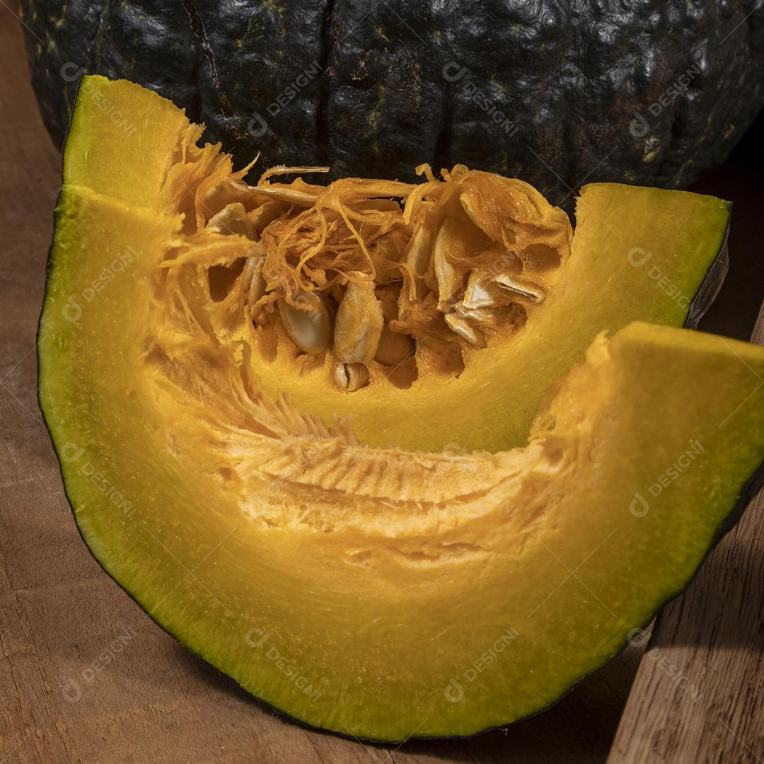 Abobora Kabocha Partida em várias partes Imagem JPG