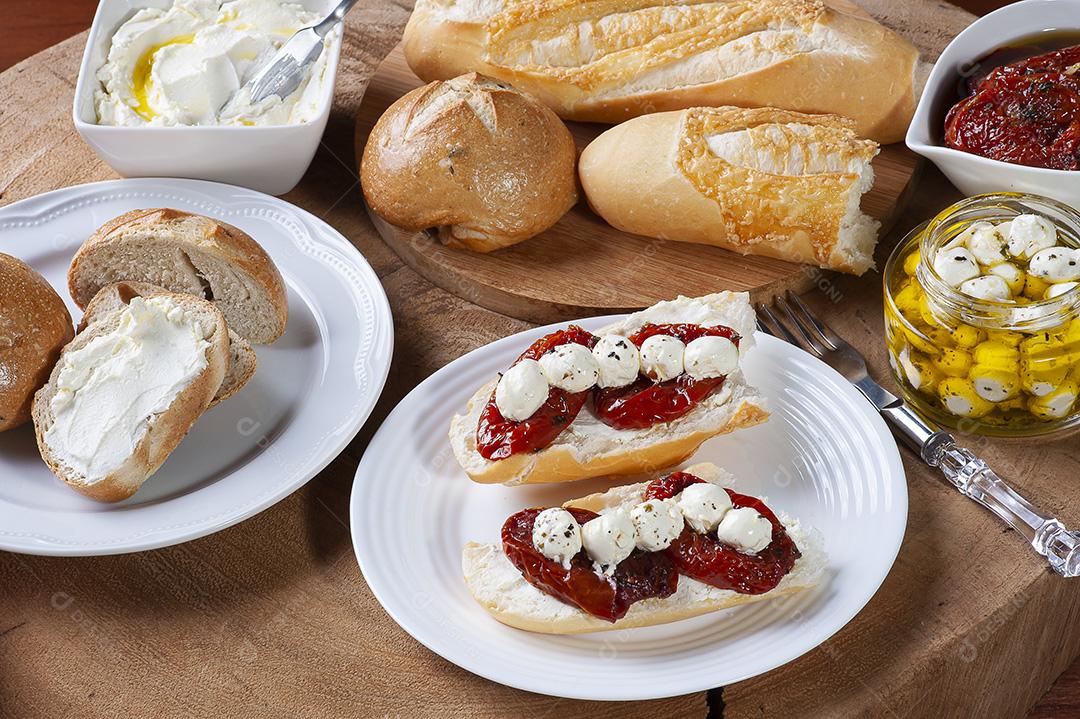 Coalhada e tomate seco JPG