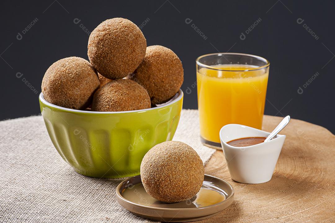 Bolas de carne frita JPG