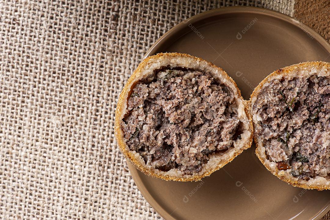 Bolas de carne frita JPG