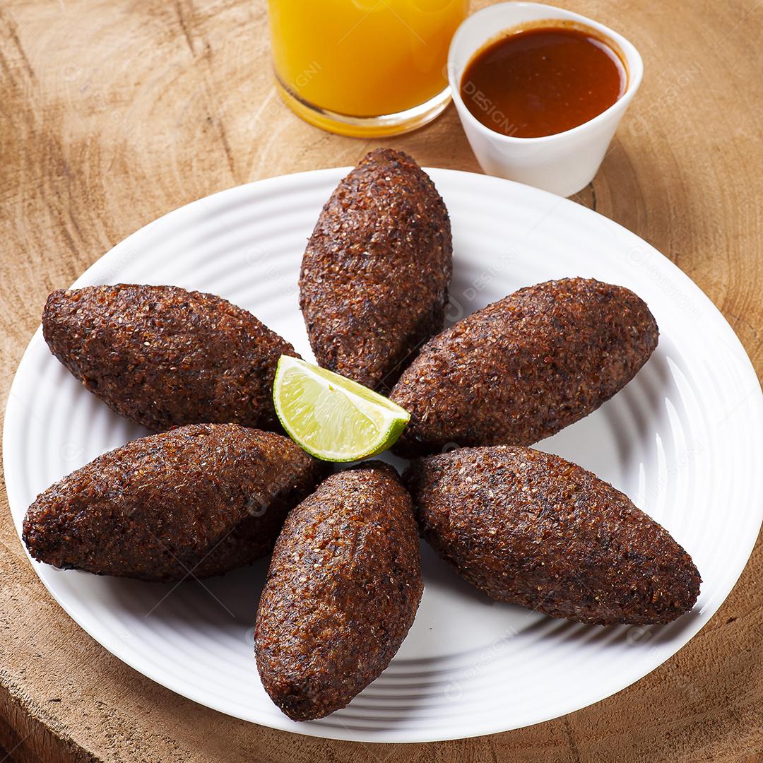 Kibe Fried. Muito típico no Brasil. Acompanhado de limão JPG