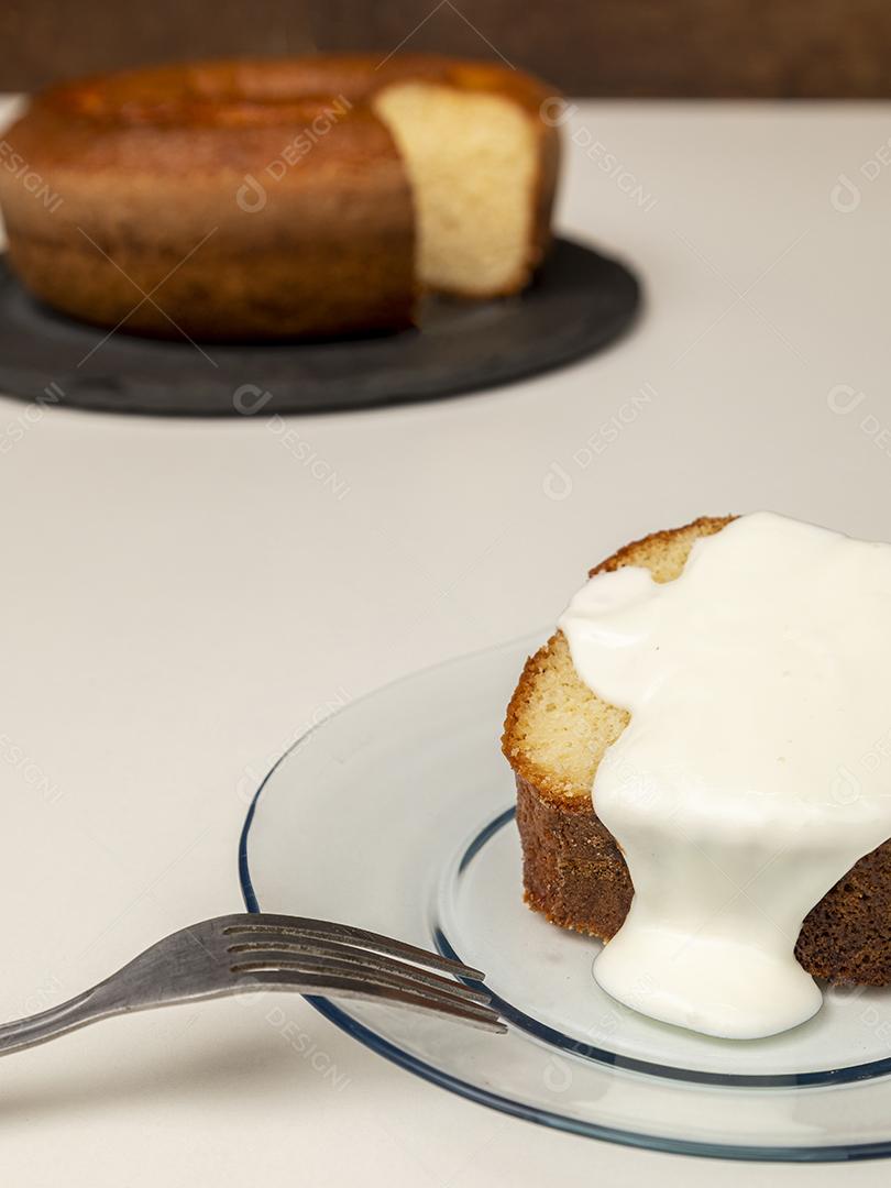 Comida Bolo de iogurte natural com canela Imagem JPG