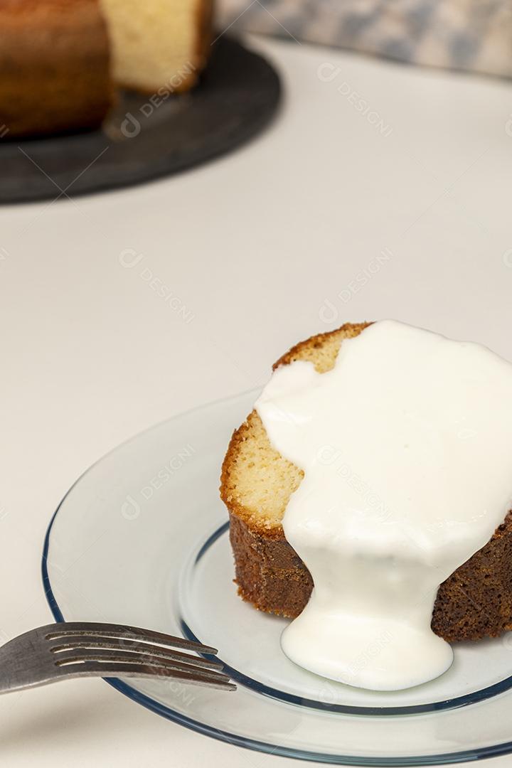 Comida Bolo de iogurte natural com canela Imagem JPG