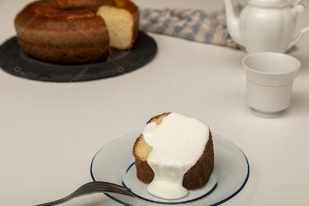 Comida Bolo de iogurte natural com canela Imagem JPG