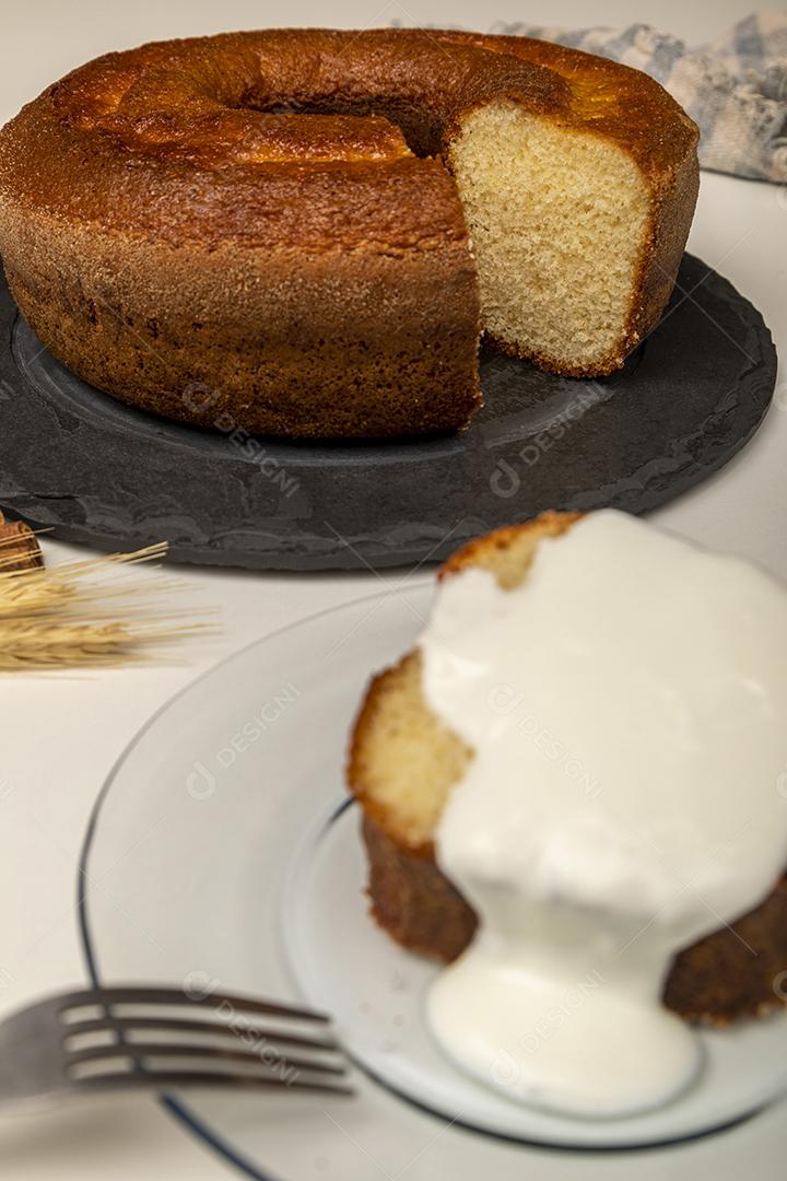 Comida Bolo de iogurte natural com canela Imagem JPG