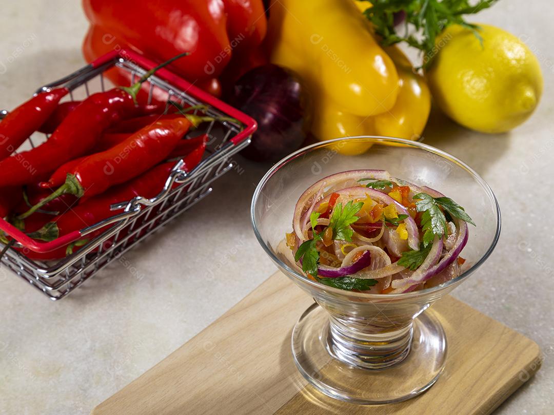 Ceviche de frutos do mar, prato típico do Peru Imagem JPG