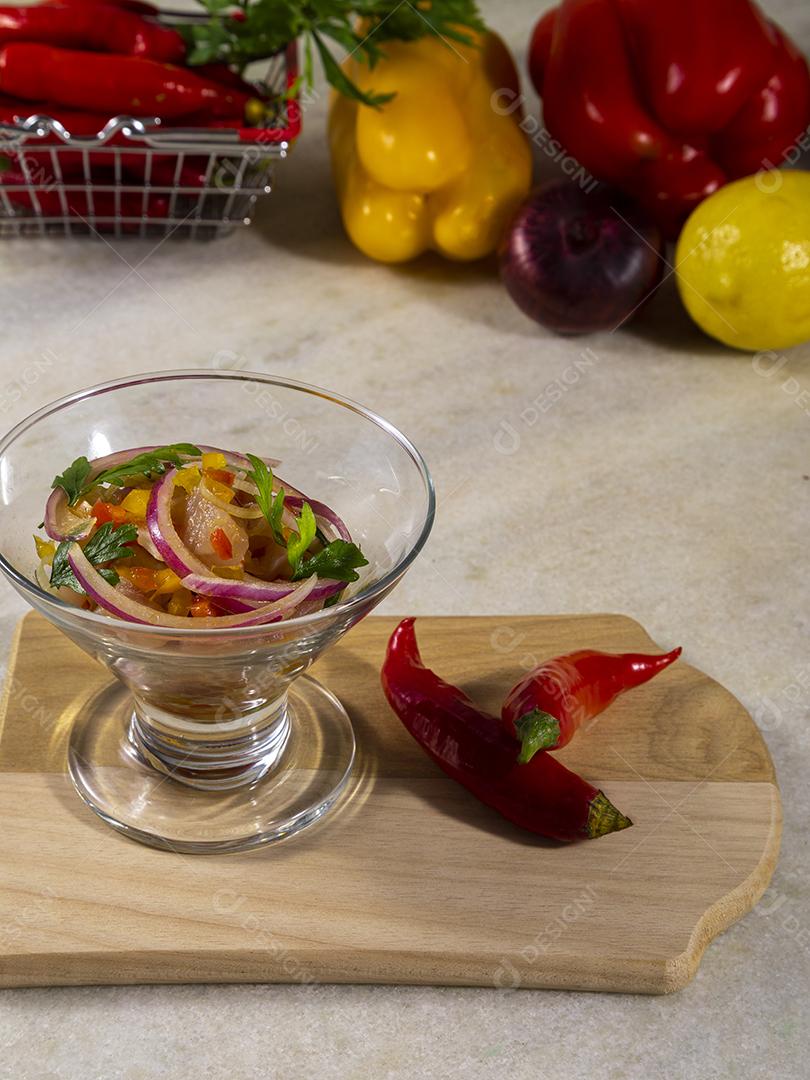 Ceviche de frutos do mar, prato típico do Peru Imagem JPG